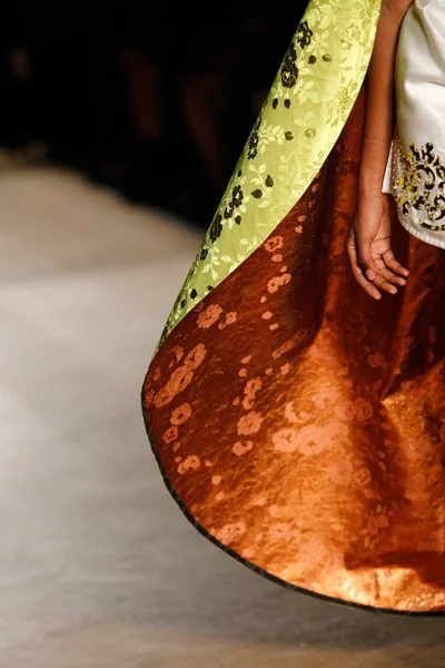 Look 126